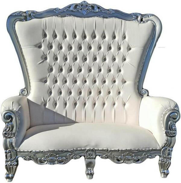 Loveseat: Queen